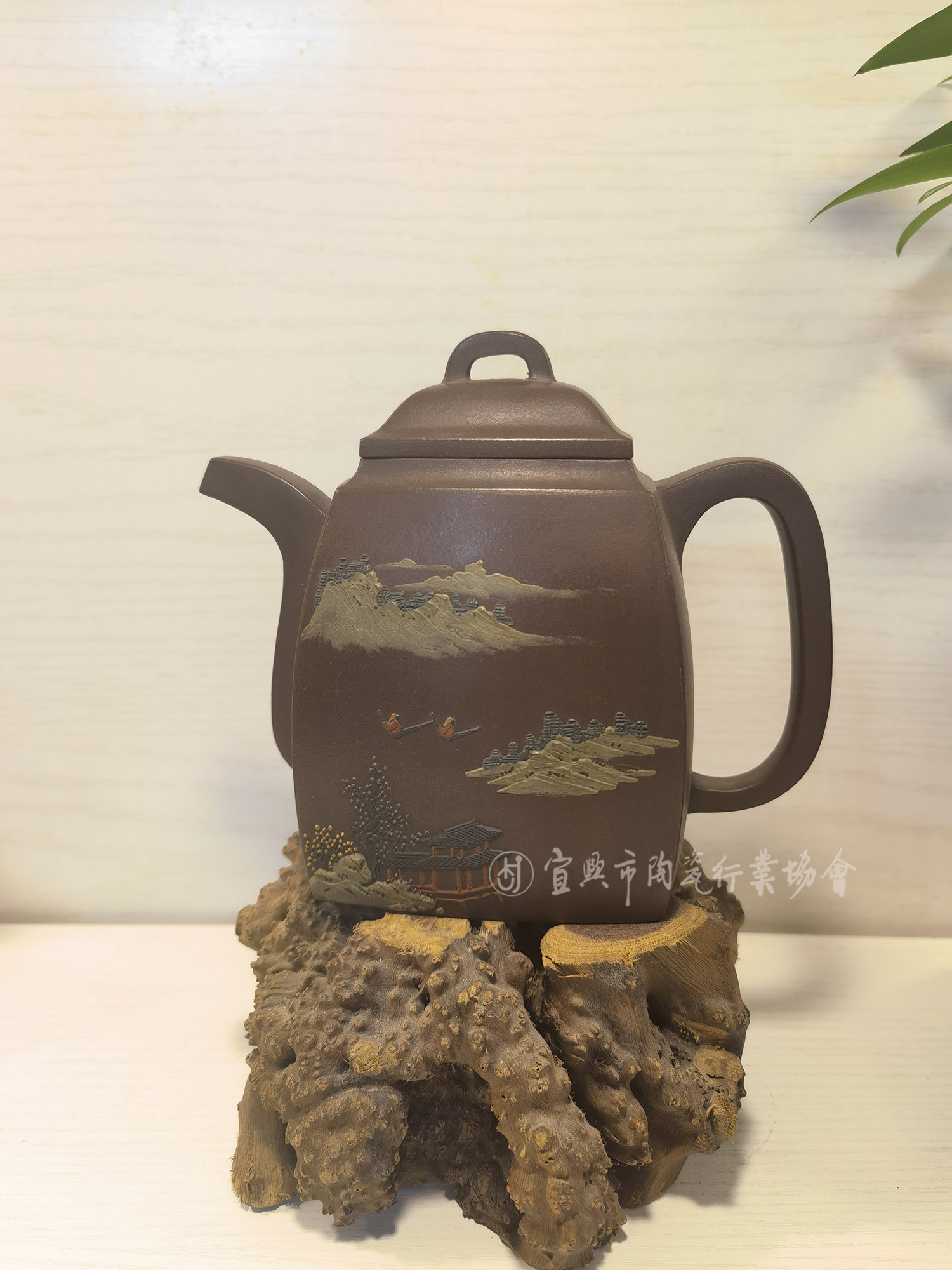 高汉方壶.jpg