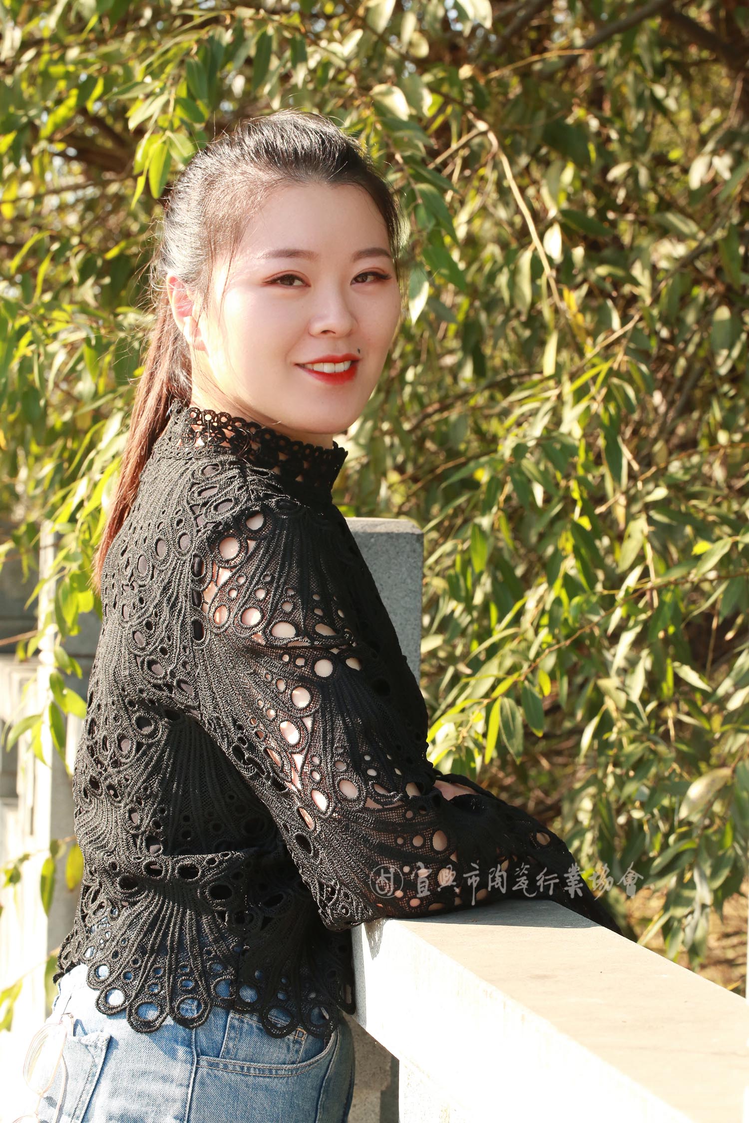 1698914642990503.jpg 人物2.jpg