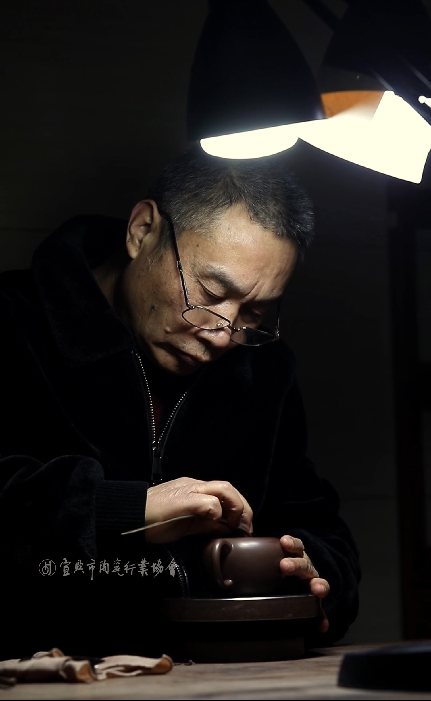 1708328282630586.jpg 人物3.jpg