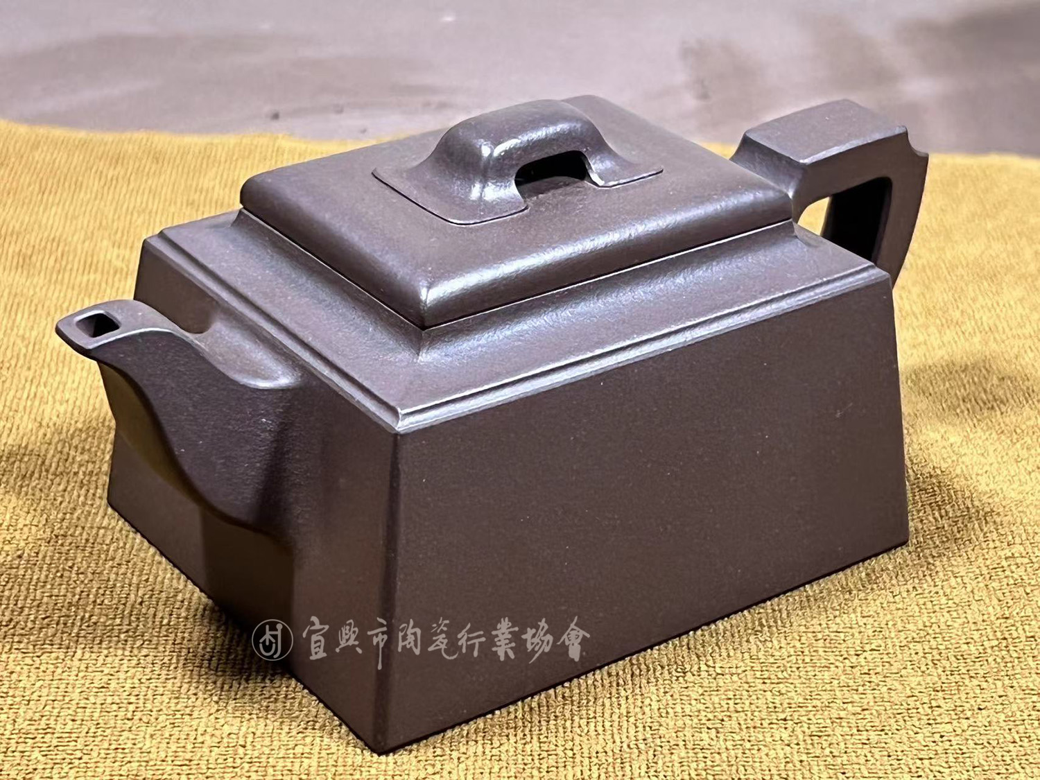 鸿图四方.jpg