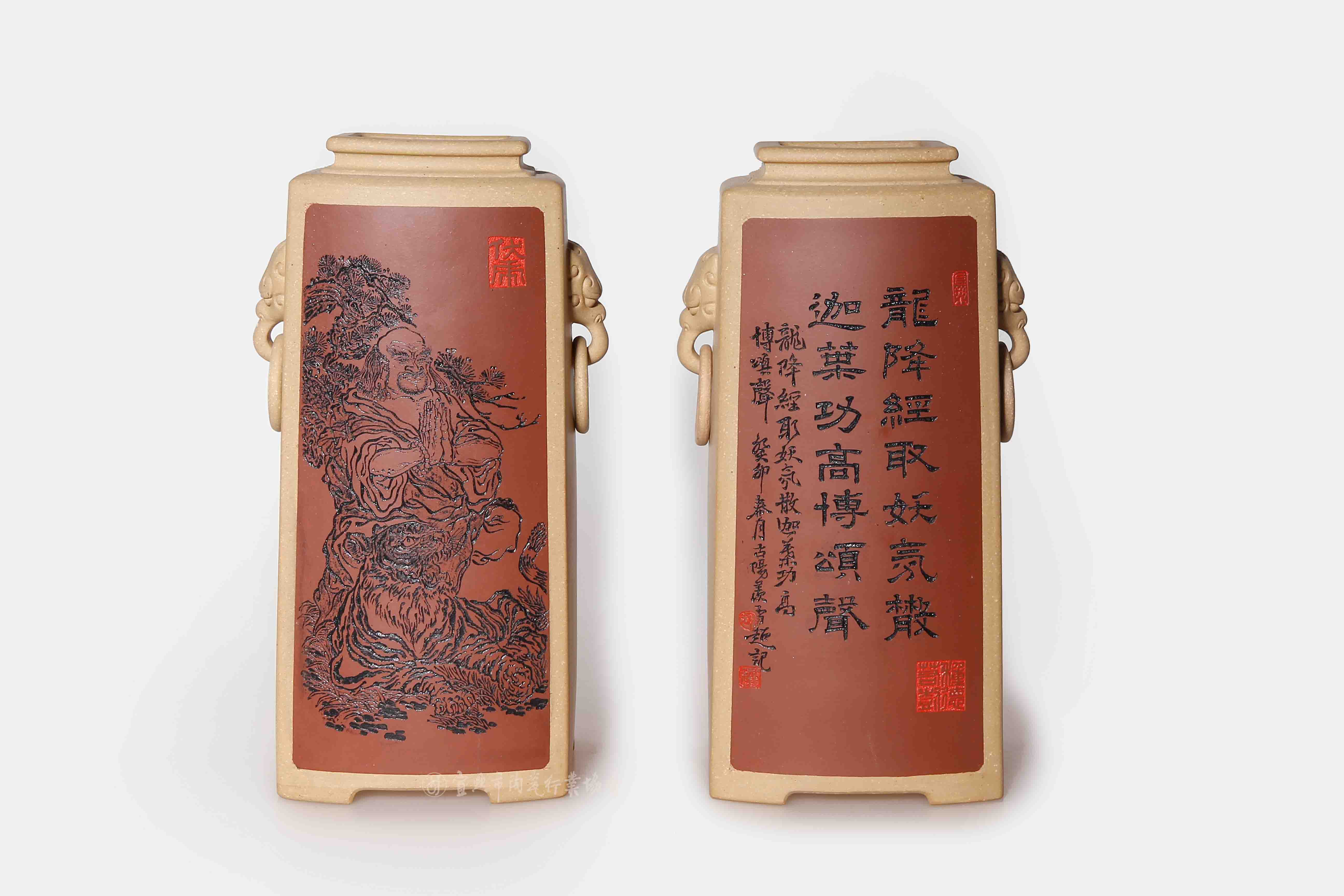 降龙伏虎对瓶.JPG