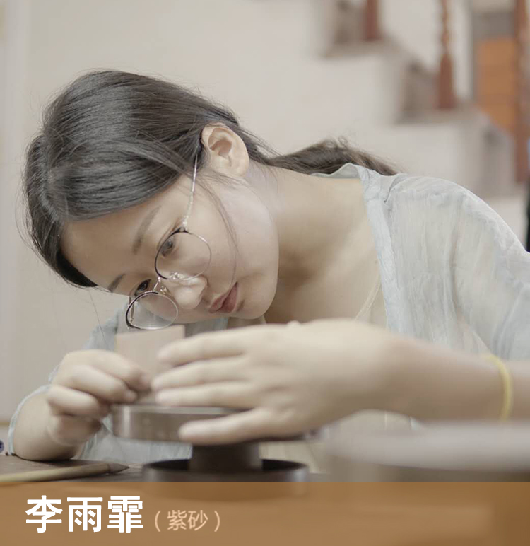 李.jpg