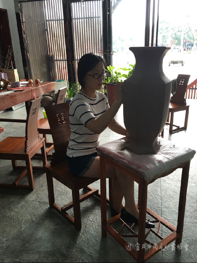 fa40160fead8bf3b6c71dbd2e79ee94.jpg