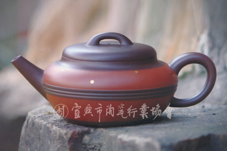 红与黑.jpg