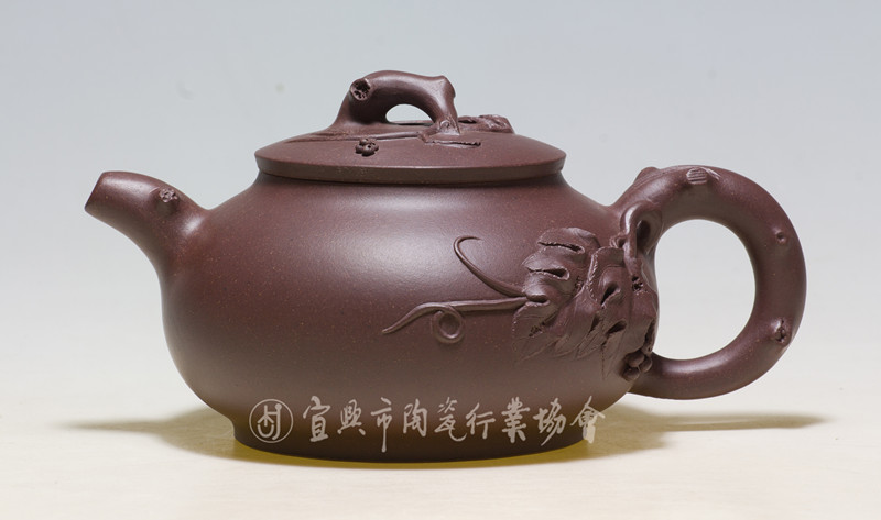 葡萄壶.jpg